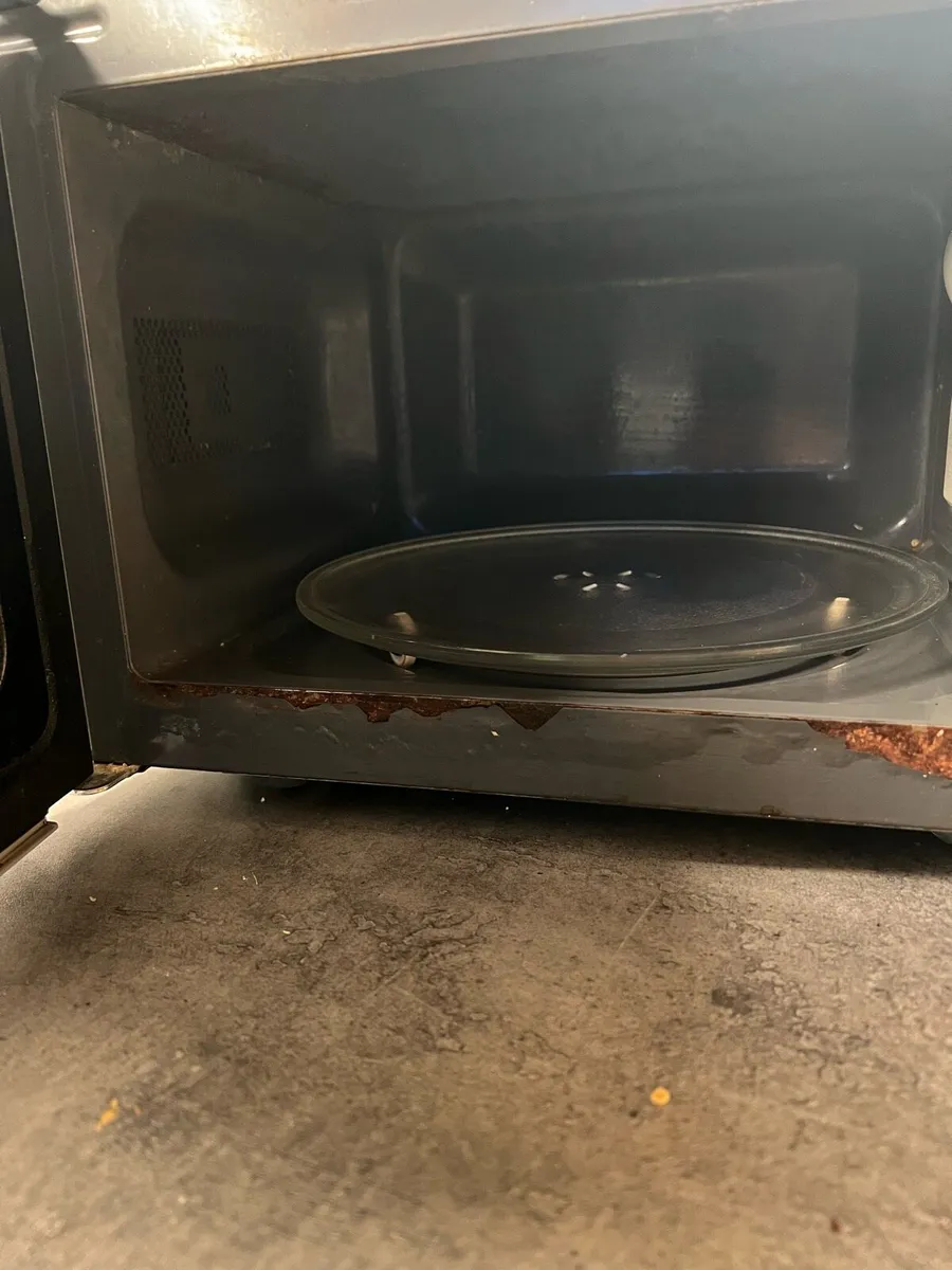 microwave - Image 3