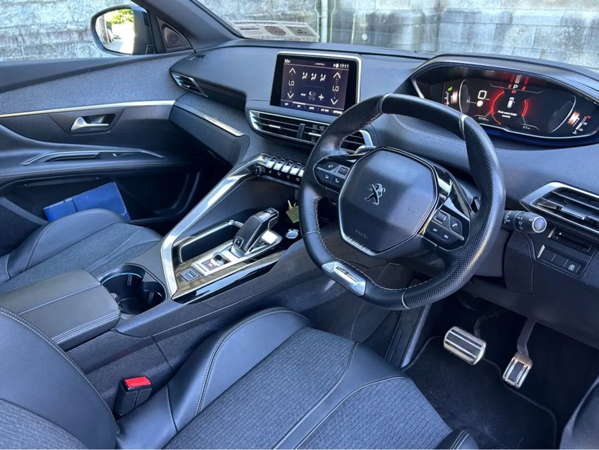 Peugeot 3008 Gt-line 1.2 130 Automatic 6.2 - Image 4