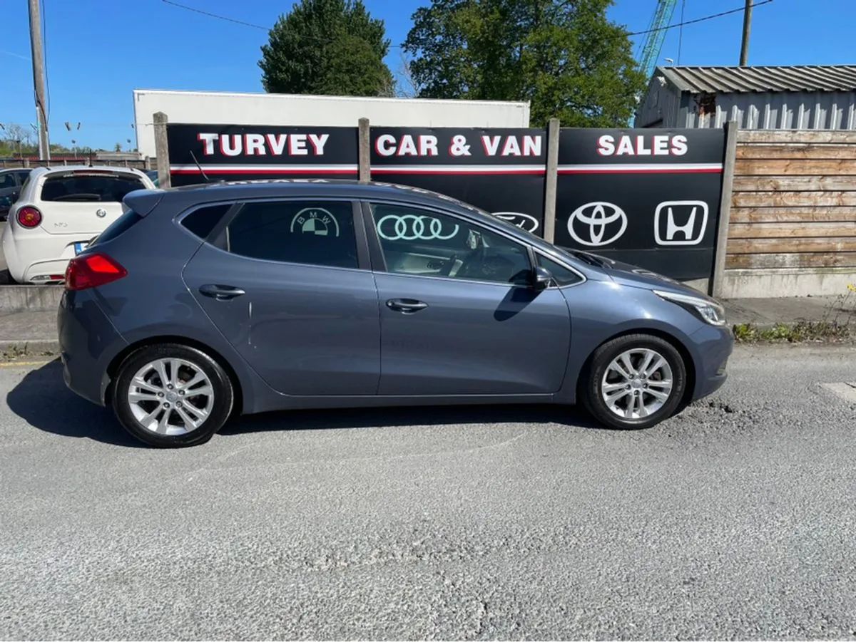 Kia Ceed Cee d 3 Ecodynamics 5DR 1.6 Crdi 126BHP - Image 3