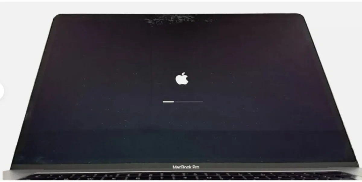 2017 Apple MacBook Pro Retina 15.4" 16GB 512GB SSD - Image 2