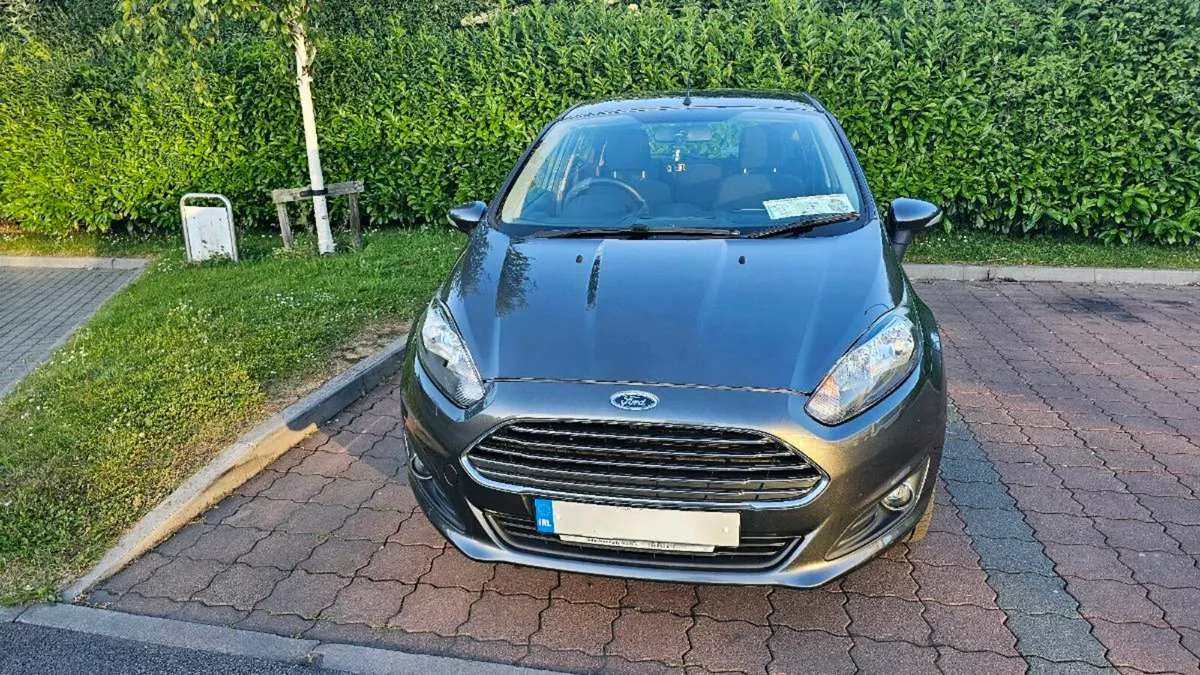Car - Image 1