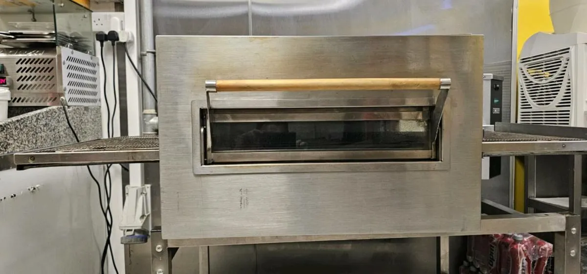 Lincoln pizza oven - Image 4