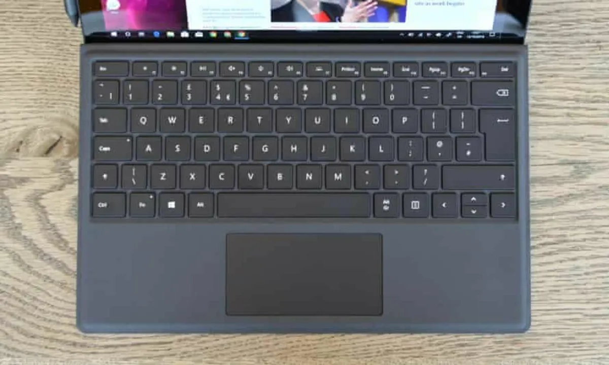 Microsoft Surface Pro 7 Black Win 11 i5 8GB 256GB - Image 2