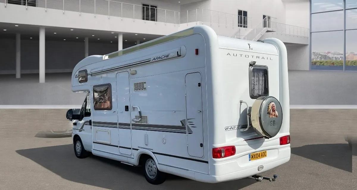 04 Autotrail Apache 4berth As new! - Image 3