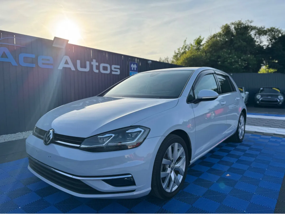 Volkswagen Golf HIGHLINE - 1.4 PETROL - AUTO - 12M - Image 2