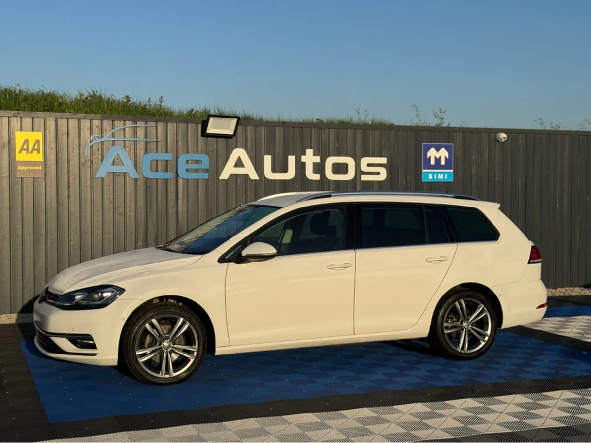 Volkswagen Golf HIGHLINE - 2.0L DIESEL - AUTO - 12 - Image 2