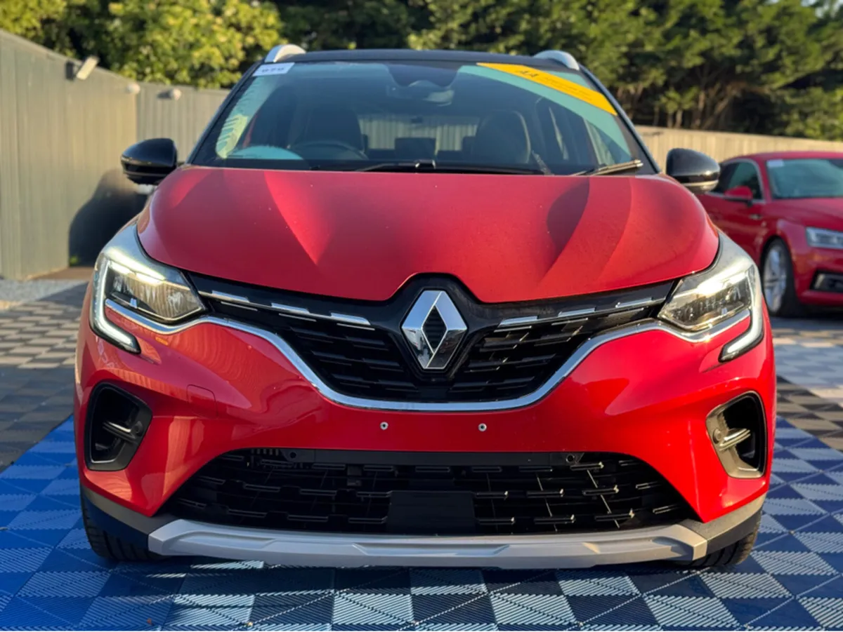 Renault Captur INTENSE - 1.3 PETROL - AUTO - 12M W - Image 4