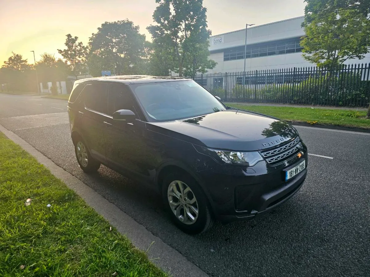 2018 Landrover Discovery - Image 3