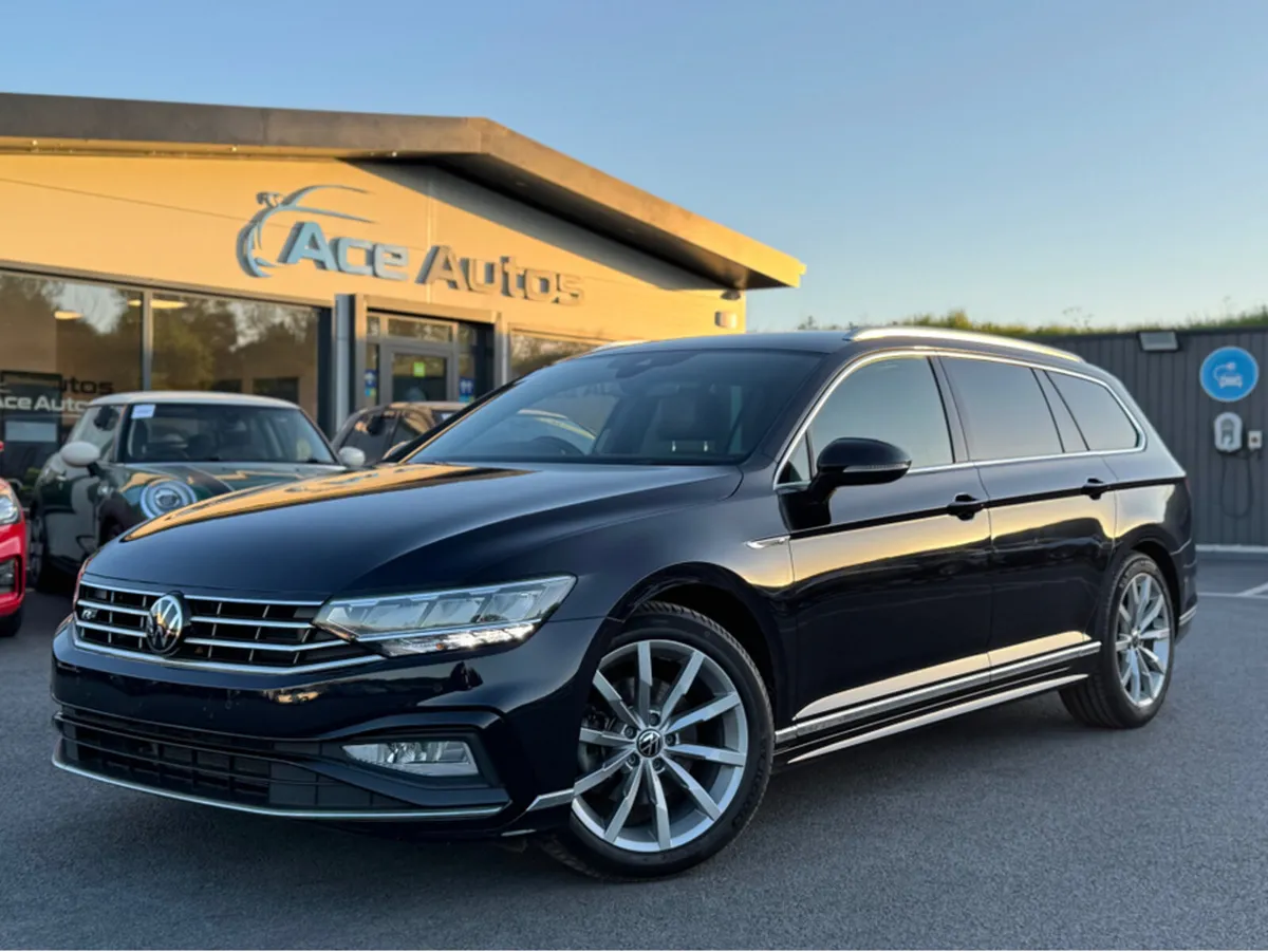 Volkswagen Passat R-LINE - 2.0L DIESEL - AUTO - 12 - Image 1