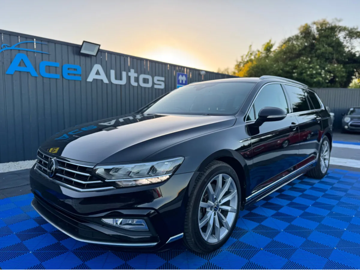 Volkswagen Passat R-LINE - 2.0L DIESEL - AUTO - 12 - Image 2