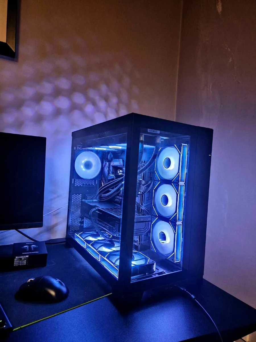 Fastest gaming pc on this site - Image 1
