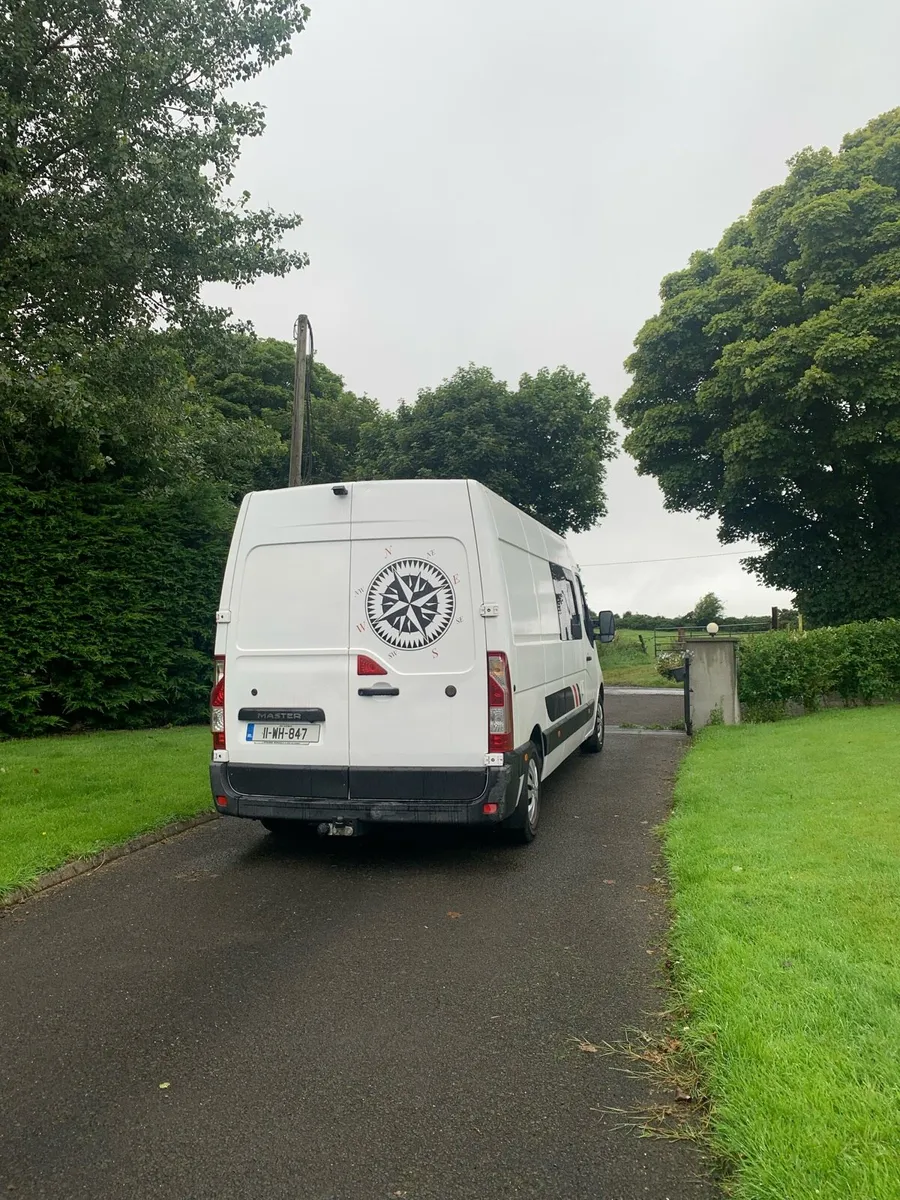 2011 Renualt Master 2/3 berth camper van - Image 4