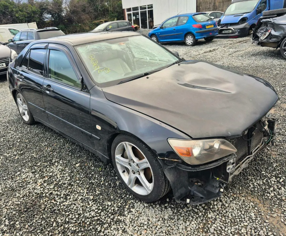 Lexus is200 BREAKING PARTS SPARES ONLY - Image 1