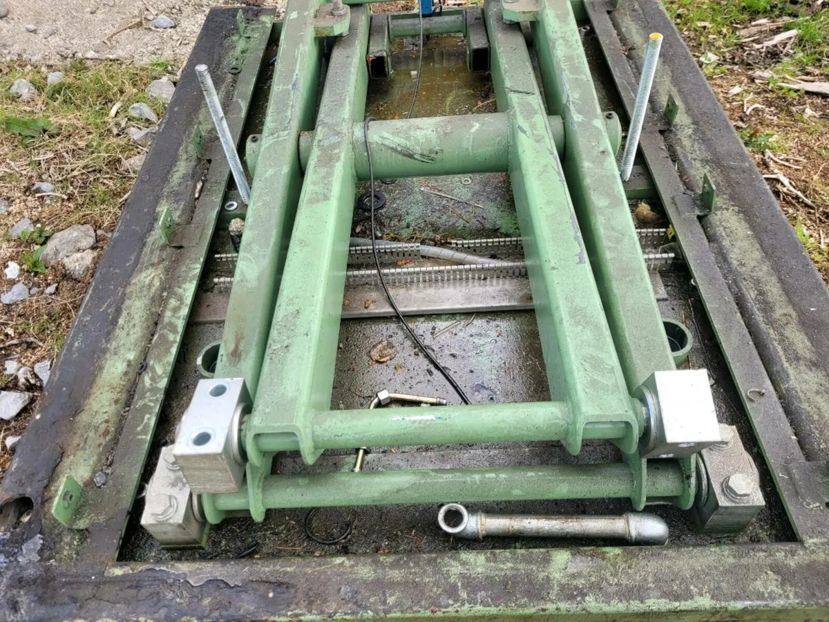 Lifting bench - Image 2