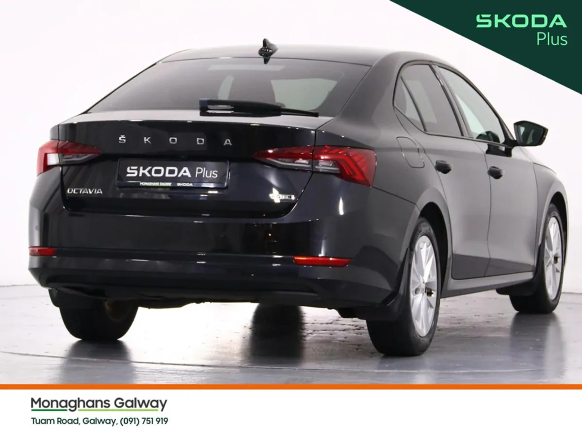 Skoda Octavia AMBITION 1.0 TSI 110HP DSG 5DR - Image 4