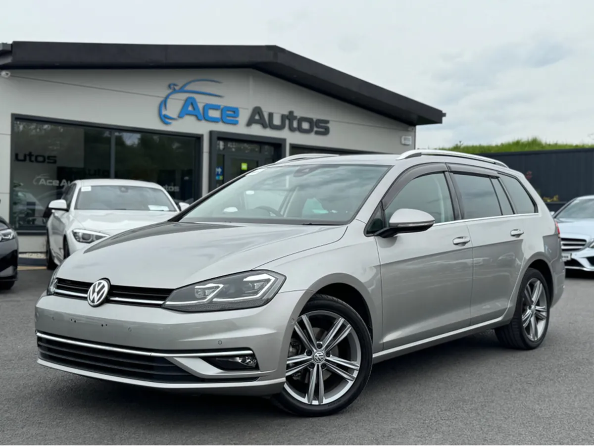 Volkswagen Golf HIGHLINE PRO - 2.0L DIESEL - AUTO - Image 1
