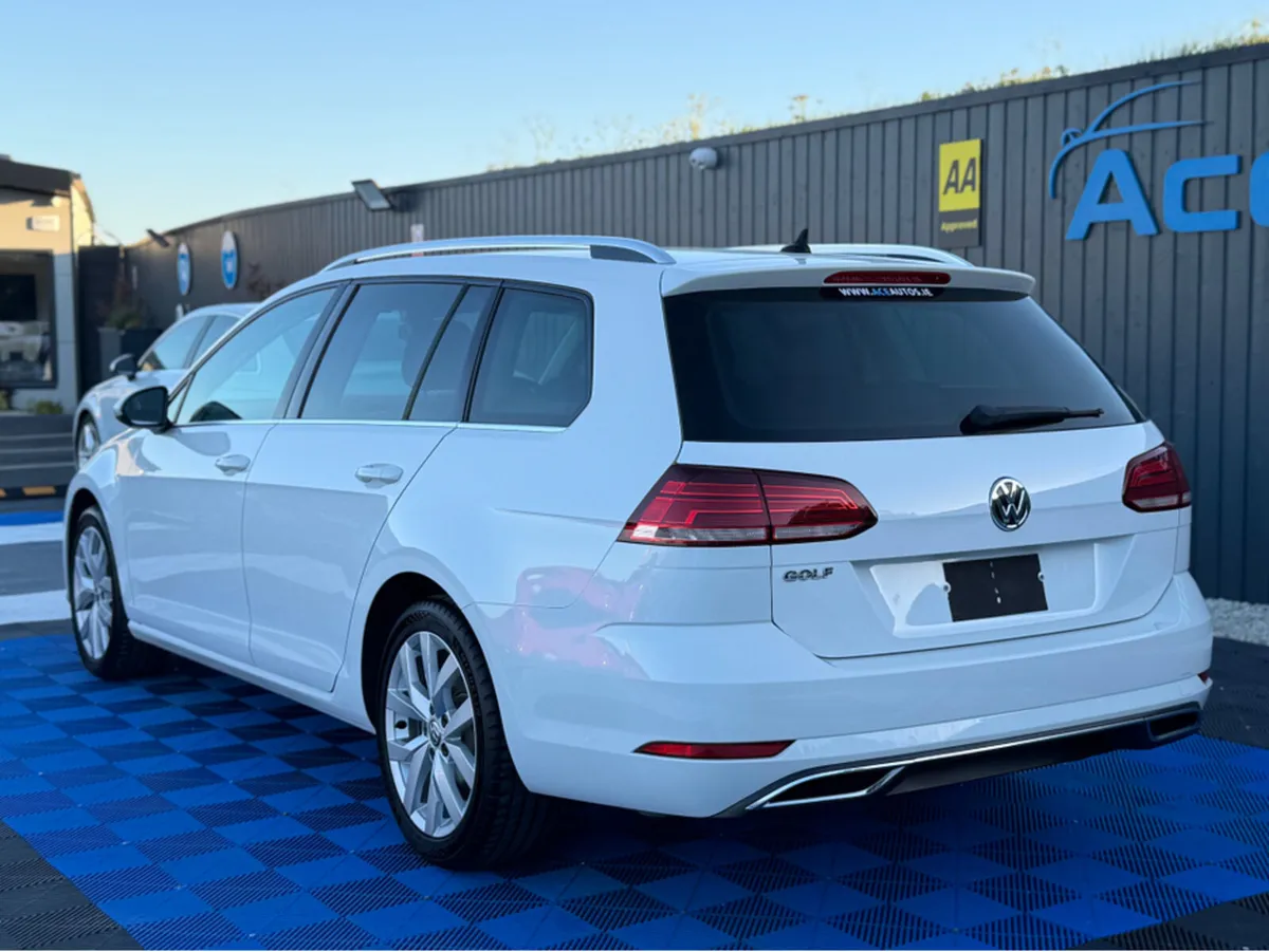 Volkswagen Golf HIGHLINE - 1.4 PETROL - AUTO - 12M - Image 4
