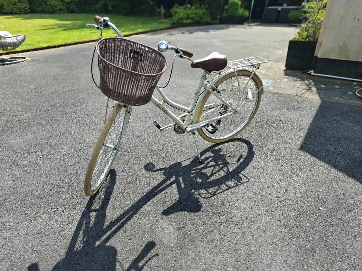 Ladies Bicycle - Image 1