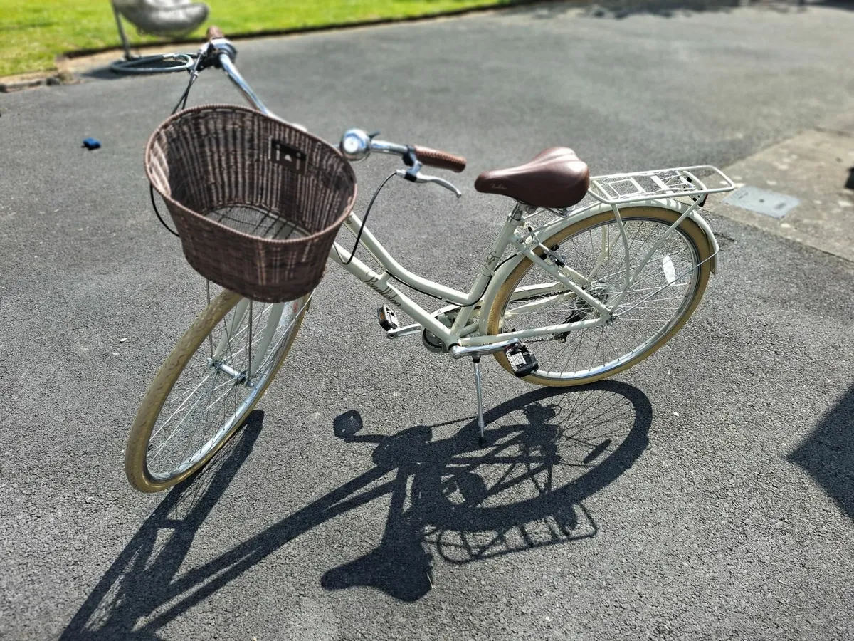 Ladies Bicycle - Image 3