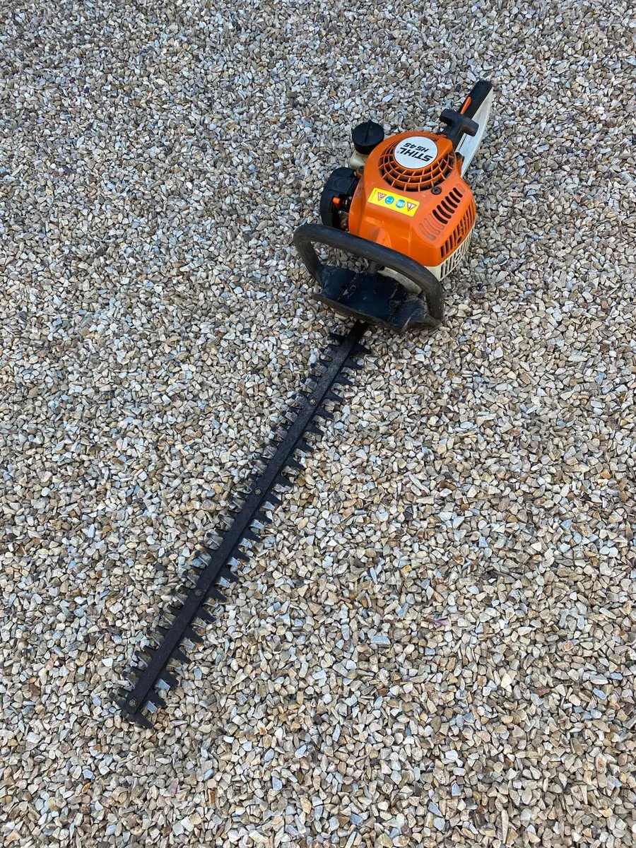 Stihl hs 45 hedge trimmer - Image 2