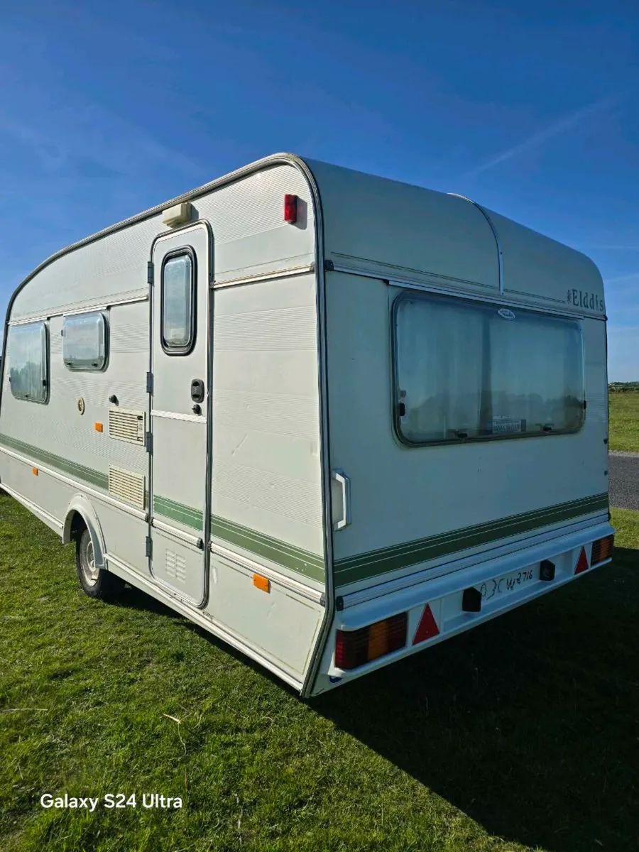 Elddis Shamal XL Touring Caravan 4Berth  850 KG - Image 4