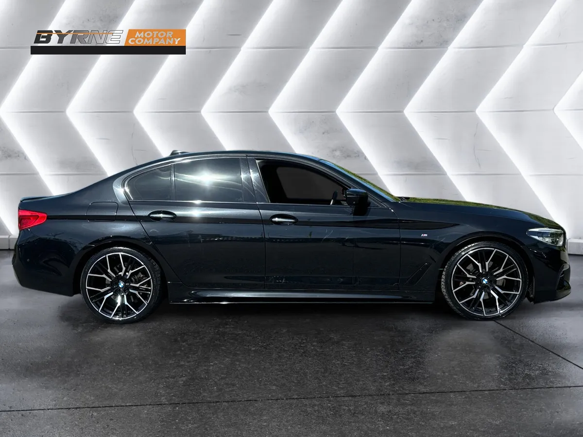 BMW 520 MSPORT AUTO 2018 - Image 2