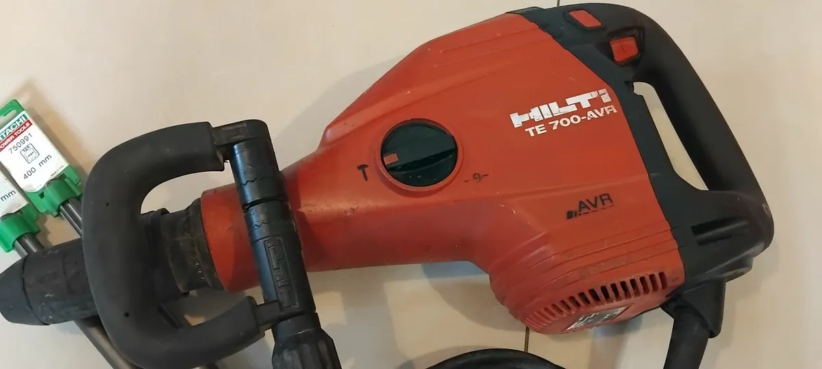 Hilti TE 700-AVR Sds Max Breaker 110v - Image 2