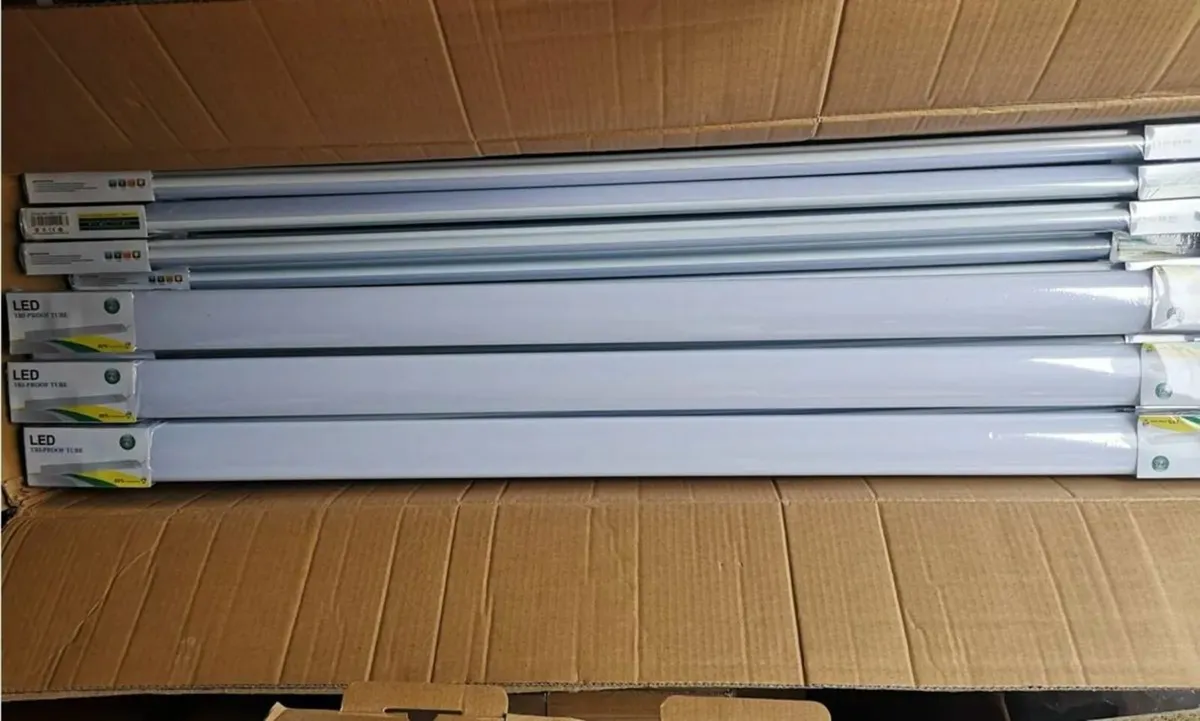 4ft LED waterproof light double Ip 65 - Image 2
