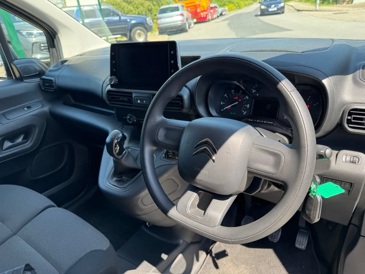 Citroen Berlingo 2020 1.5d 3 seater - Image 4