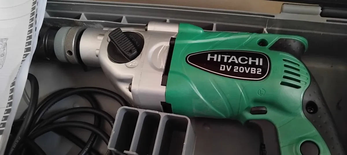 Hitachi DV20VB2 Percussion Drill 110v - Image 1