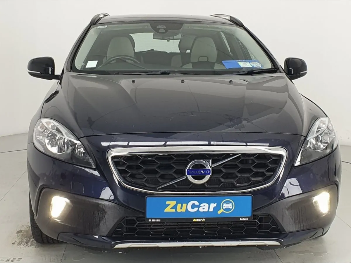 Volvo V40  118 D2 (120hp) Se leather - Image 3
