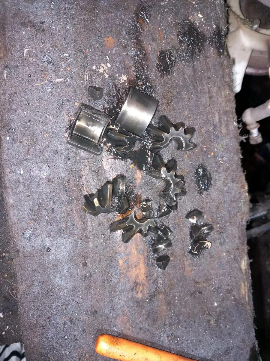 Ride on mower gearbox repairs - Image 4