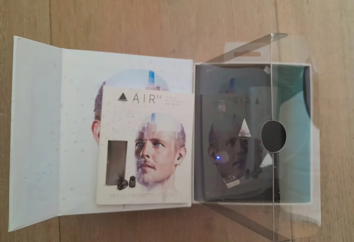 Elyxr Air 2.0 wireless earbuds - Image 2