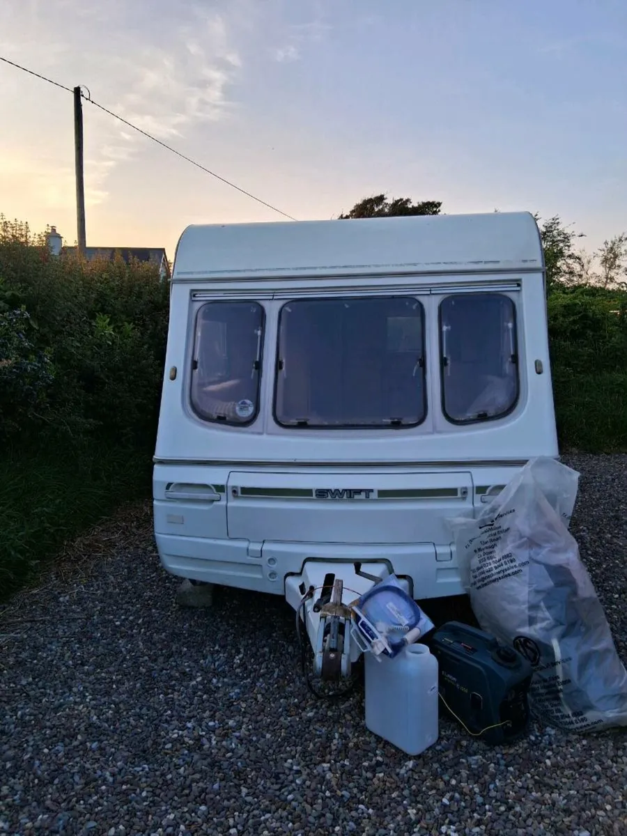 Caravan - Image 2
