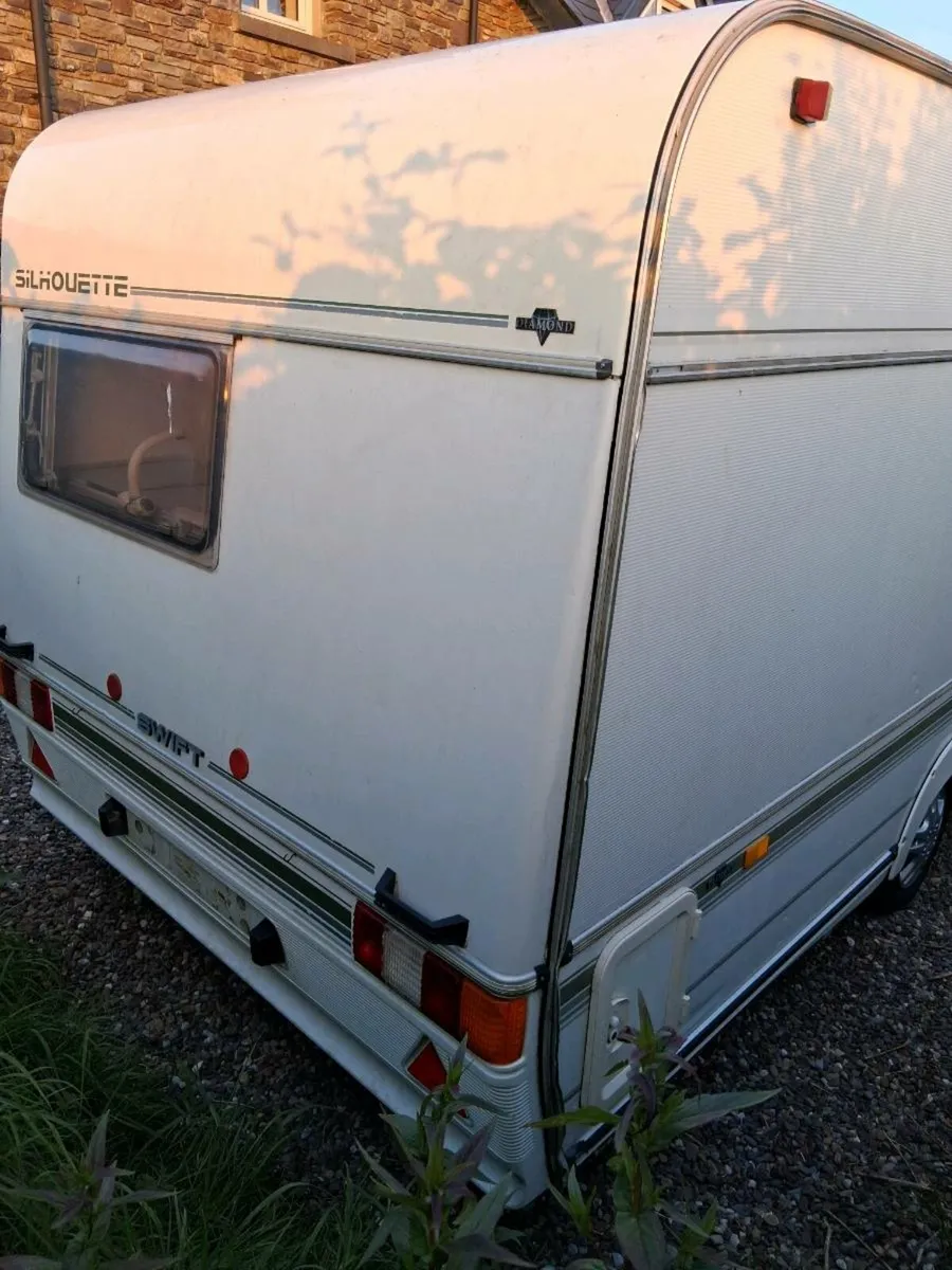 Caravan - Image 4