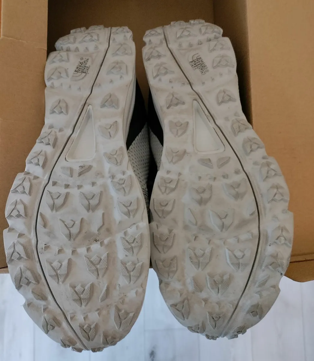 The North Face Mid Boot trainer 8uk New - Image 2