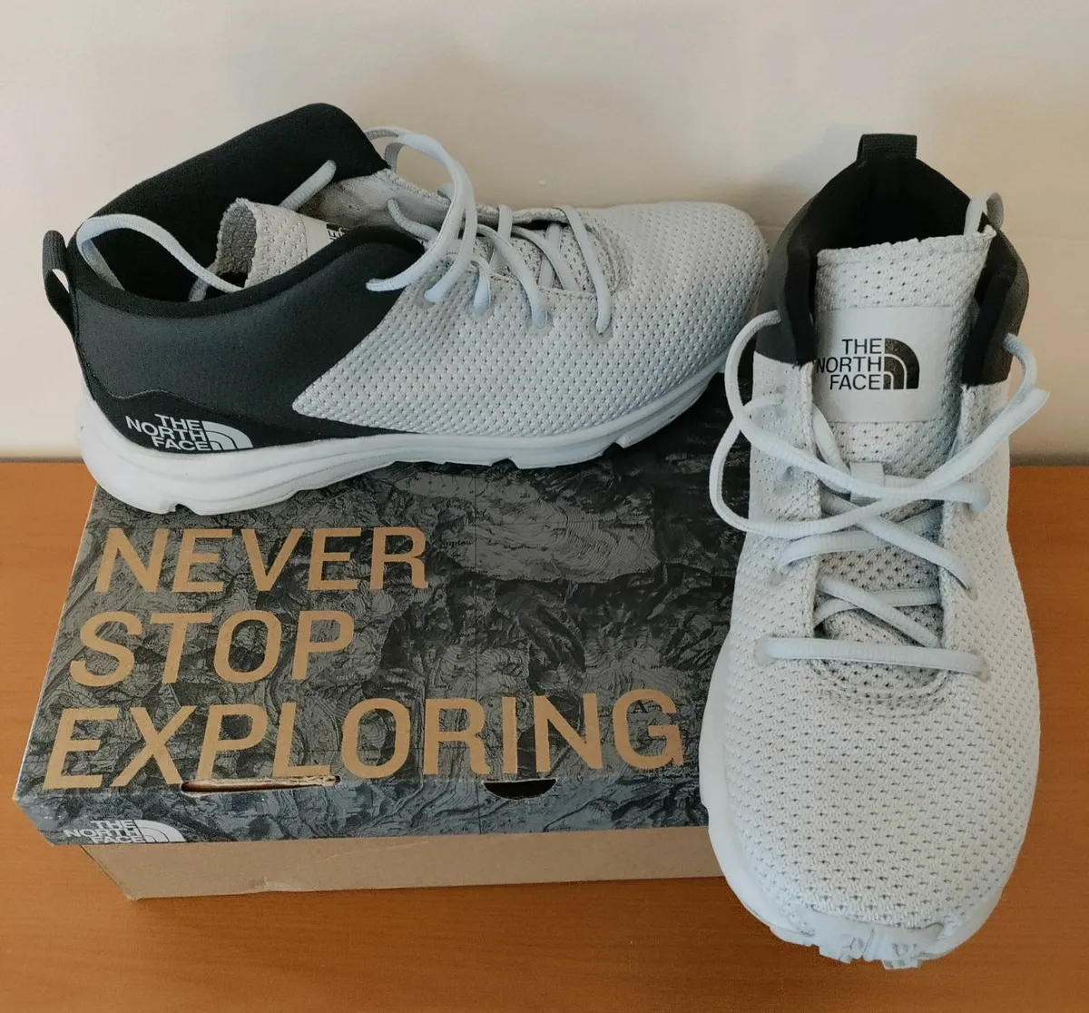 The North Face Mid Boot trainer 8uk New - Image 1