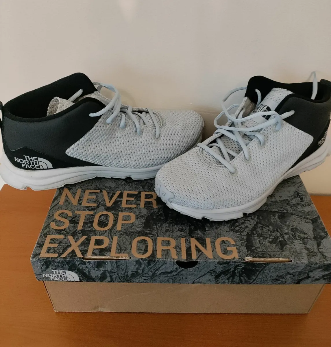 The North Face Mid Boot trainer 8uk New - Image 3