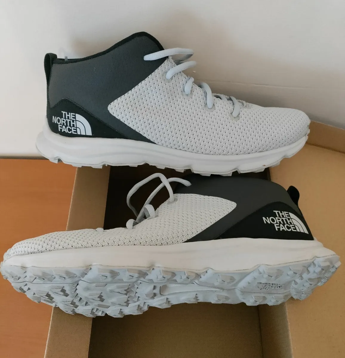 The North Face Mid Boot trainer 8uk New - Image 4