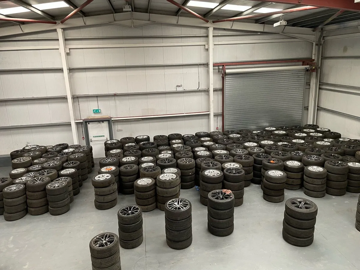 alloy wheels bmw landrover - Image 1