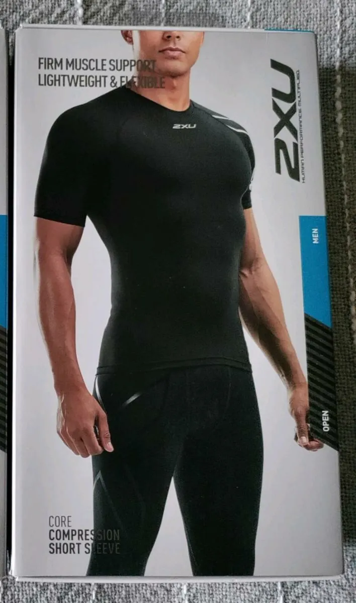 2XU Core Compression wear S/S Large New - Image 2