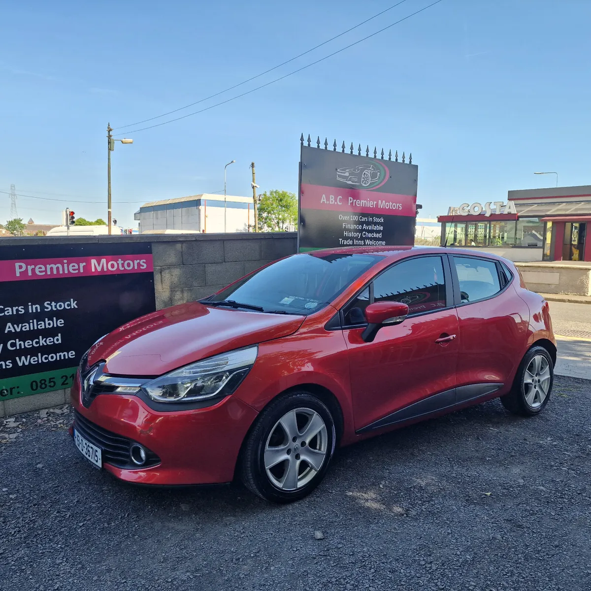 Renault Clio 2015 - Image 2