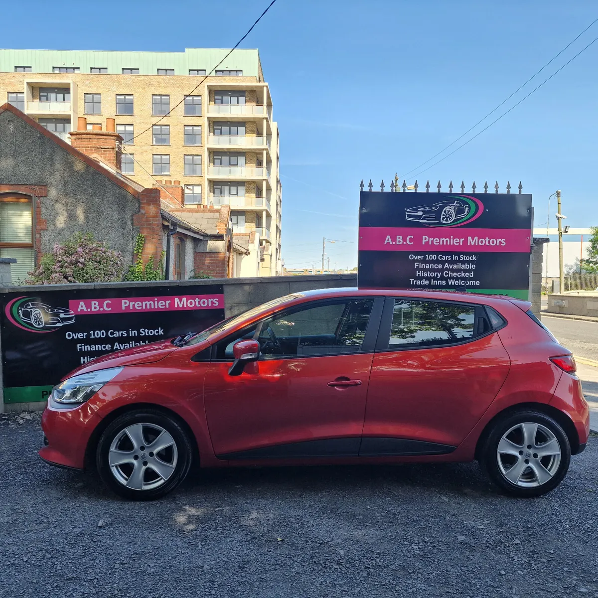 Renault Clio 2015 - Image 3