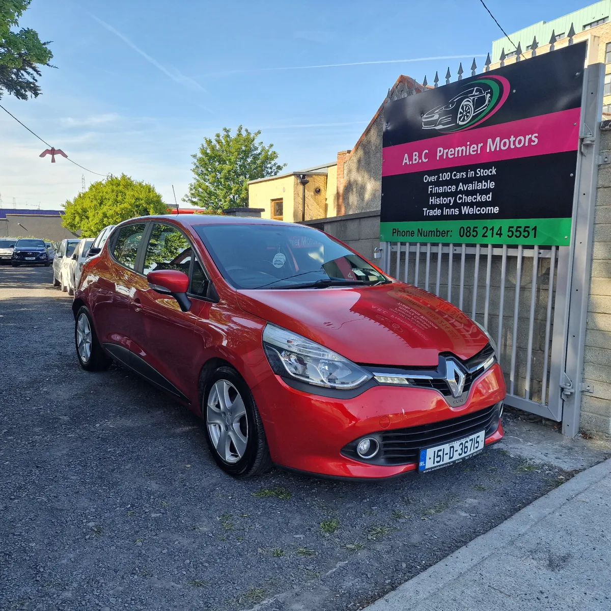 Renault Clio 2015 - Image 1