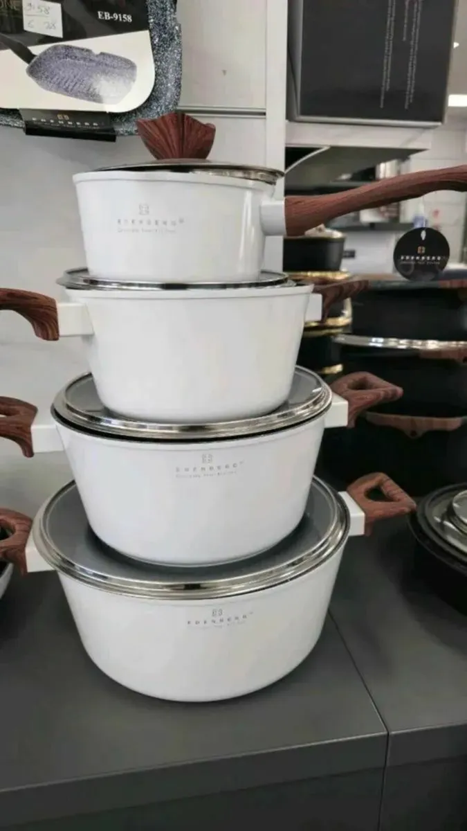 Cookware Set Aluminum non stick brand new - Image 2