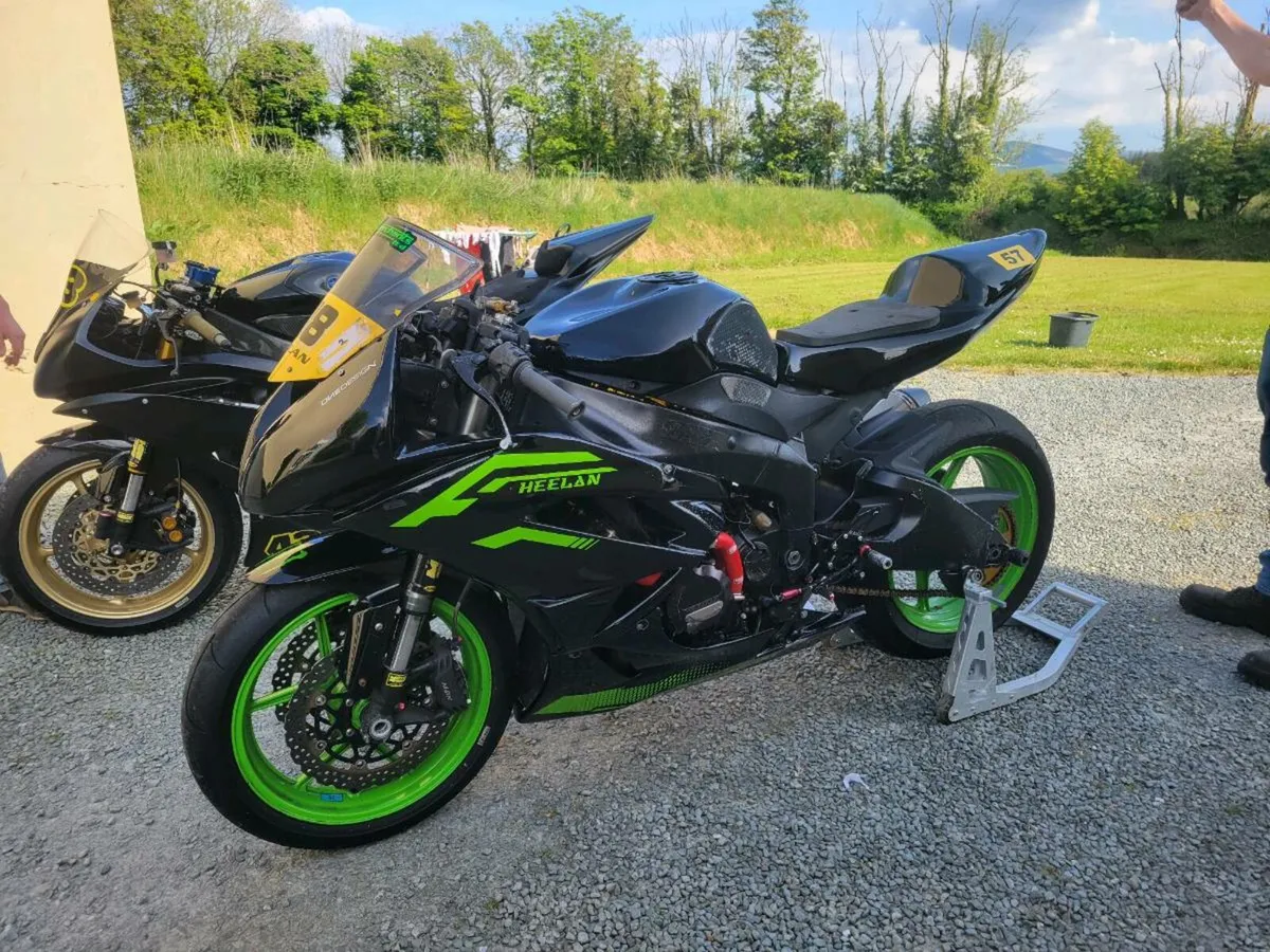 Kawasaki zx6r - Image 1