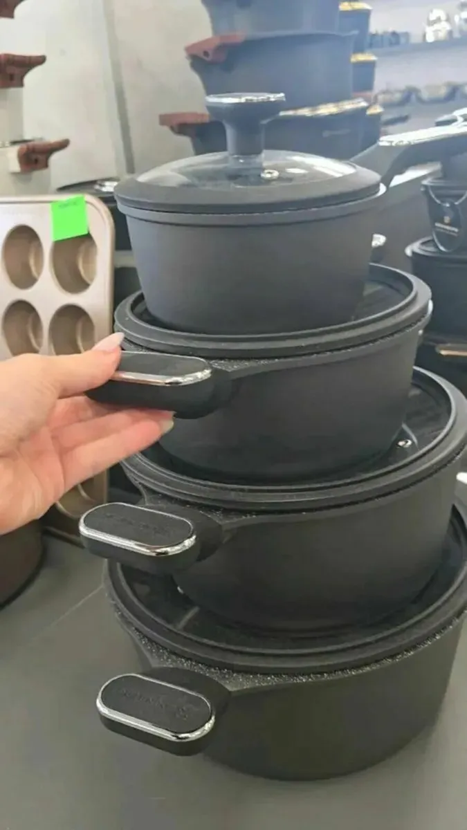 Cookware Set 10psc Non-Stick brand new - Image 3