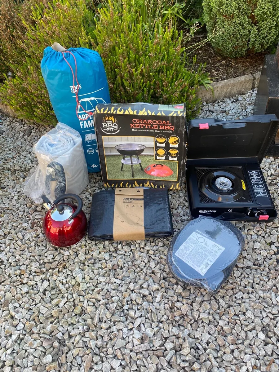 Camping equipment - Image 1