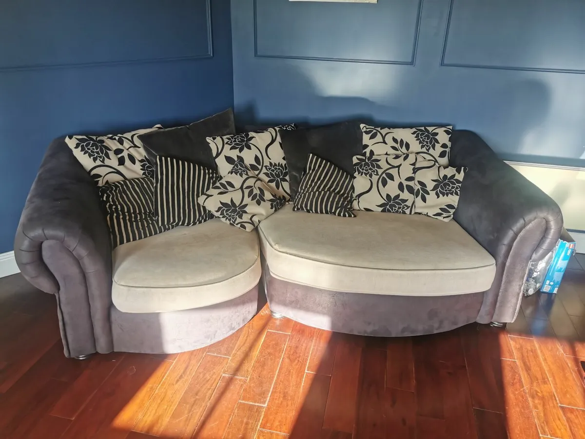 Suite of Furniture - Image 1