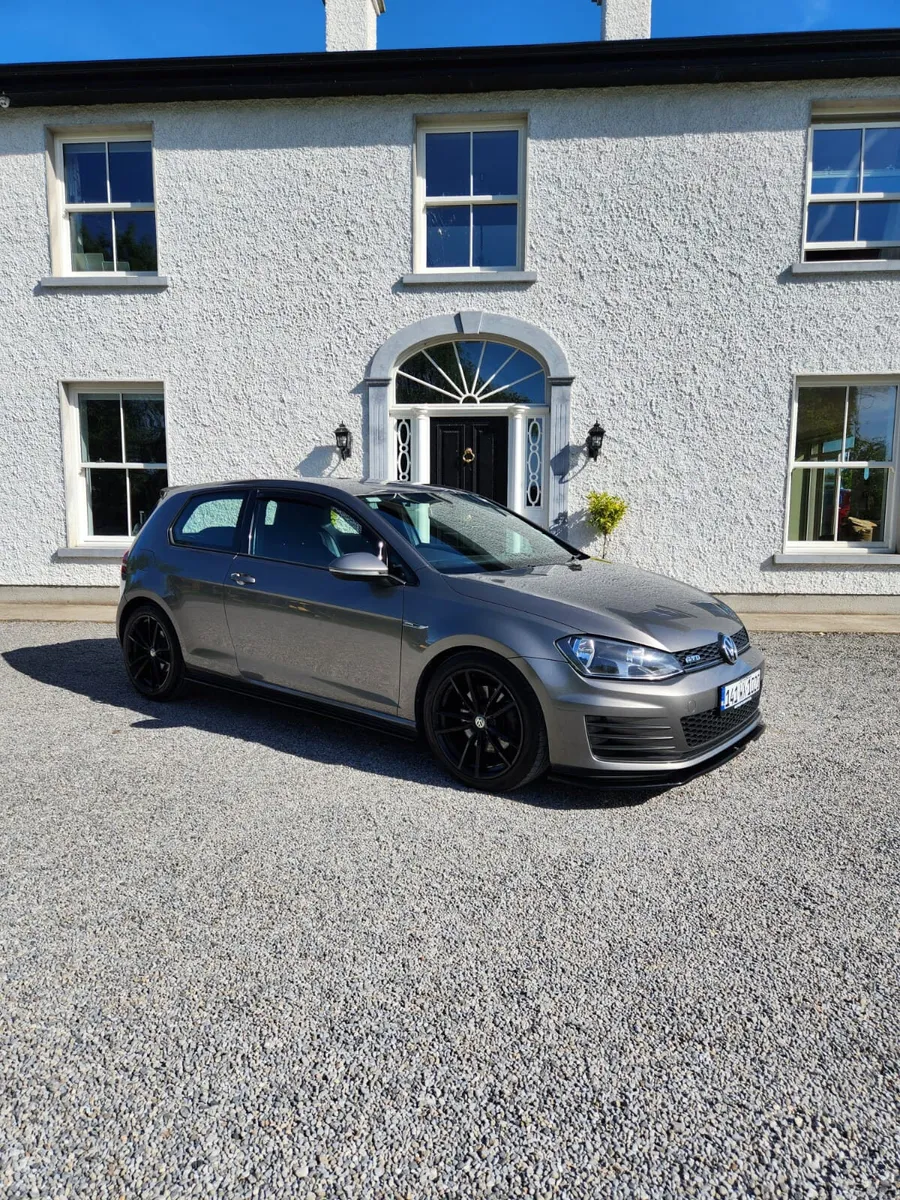 Volkswagen Golf GTD - Image 2